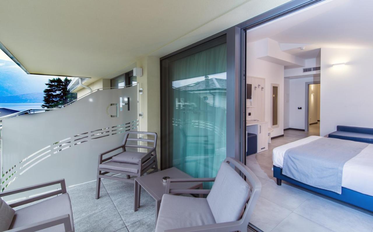Hotel Домасо Екстериор снимка
